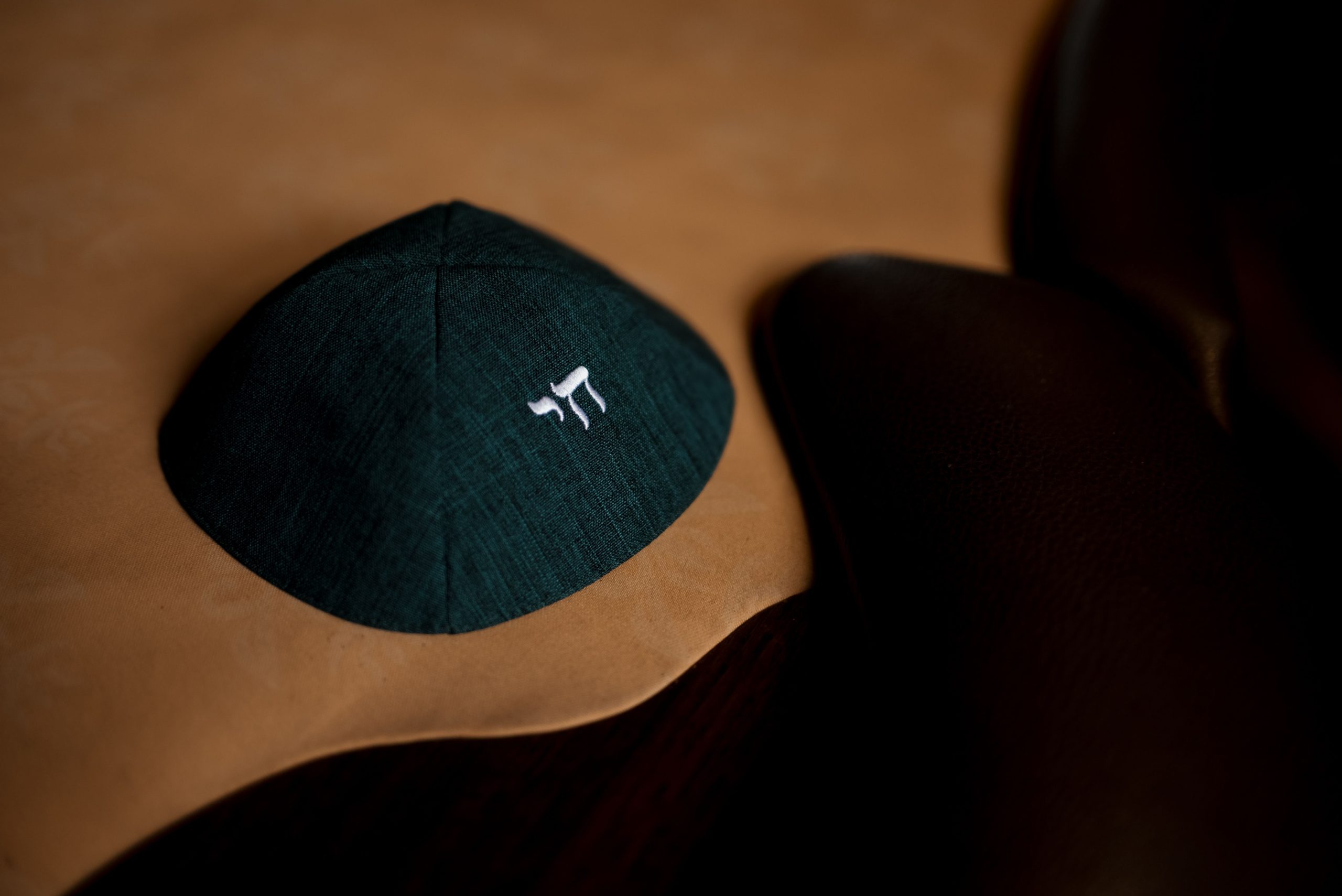 Chai design kippah